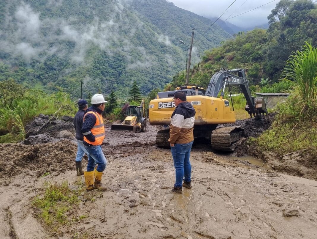 COE Provincial declara emergencia vial rural en Baños y Patate COE Provincial declara emergencia vial rural en Baños y Patate