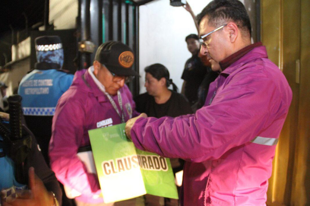 Tremendo operativo en Quito Tremendo operativo en Quito