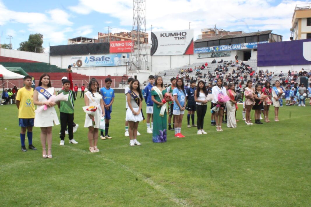 Primer torneo interparroquial de fútbol Primer torneo interparroquial de fútbol