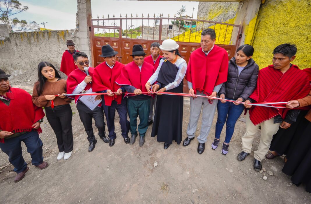 Calhuasig Grande estrena cementerio comunitario Calhuasig Grande estrena cementerio comunitario
