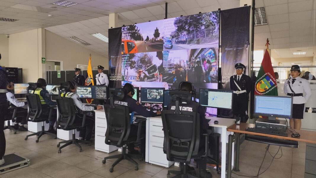 Entre en operación la sala de monitoreo en Ambato Entre en operación la sala de monitoreo en Ambato